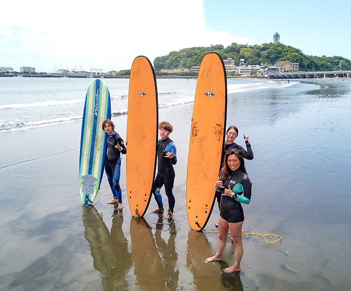 湘南江ノ島でサーフィン体験！女性一人でも安心です